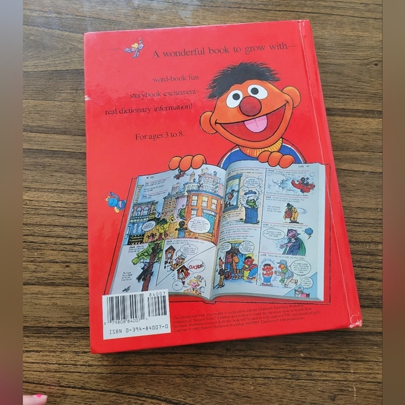 Vintage Sesame Street illustrated dictionary - Picture 7 of 7